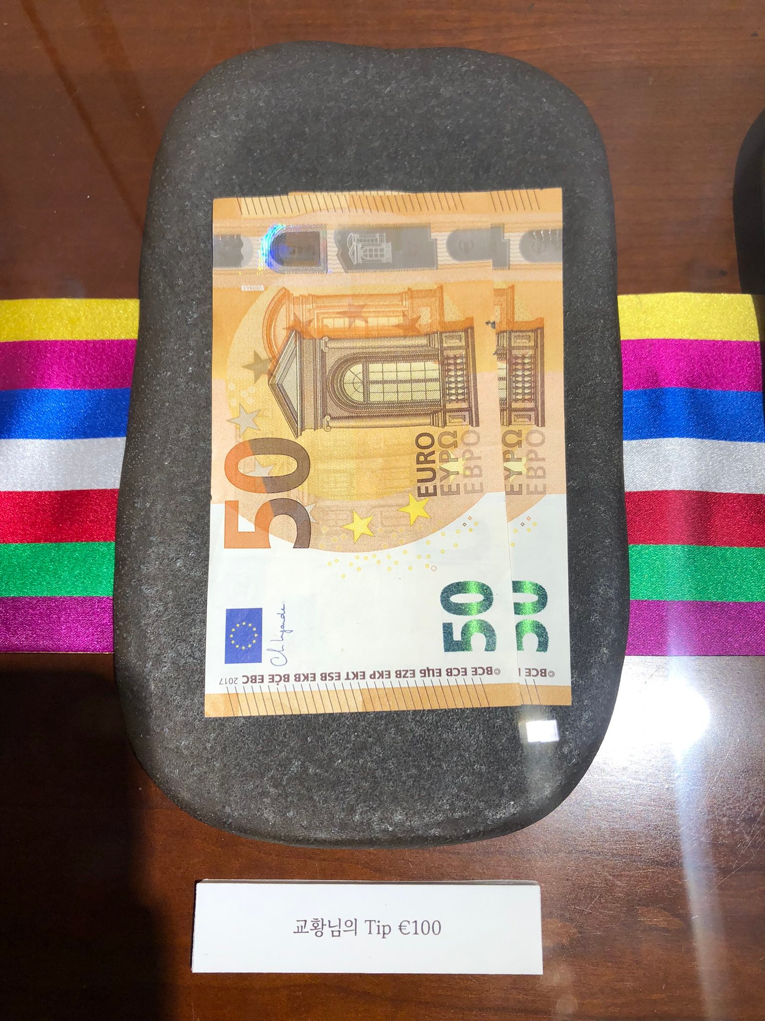 9810694392331303.jpg