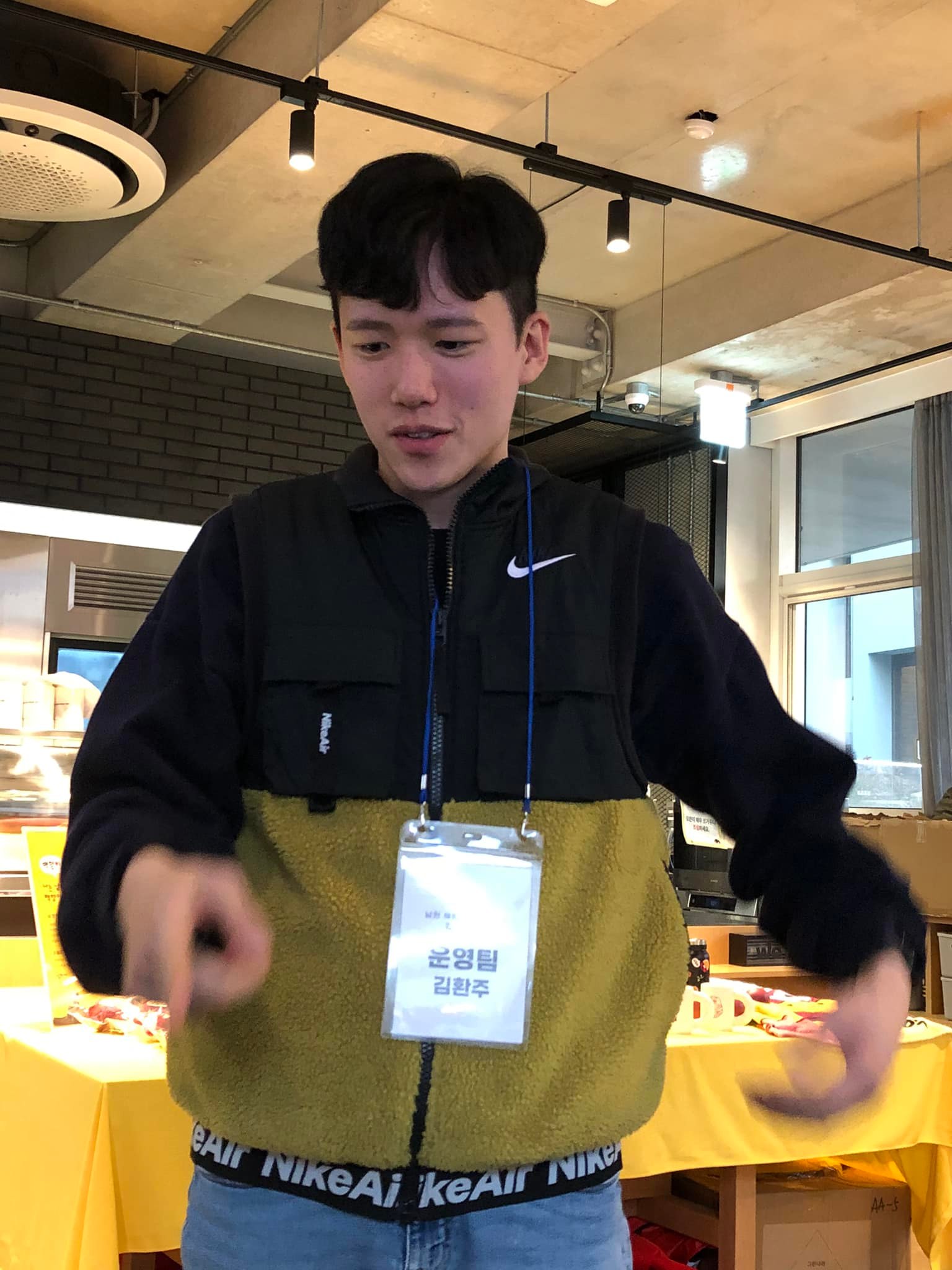 9317275621673185.jpg