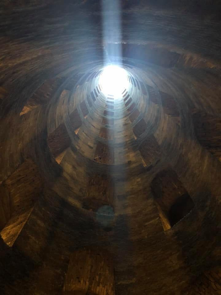 2413047302096086.jpg